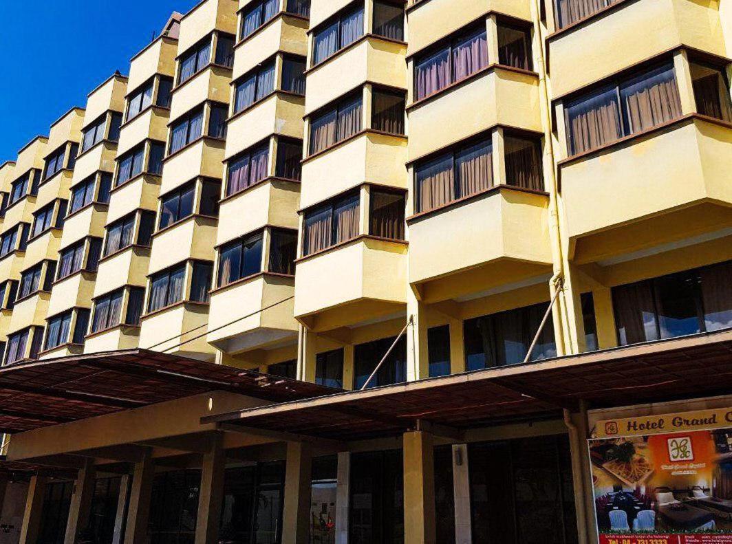 Hotel Grand Crystal Alor Setar Extérieur photo