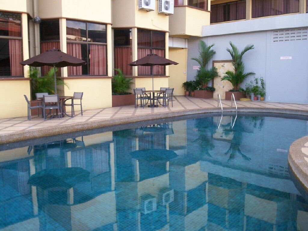 Hotel Grand Crystal Alor Setar Extérieur photo